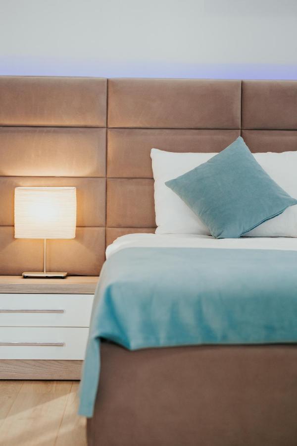 Color Apartments Corneliu Coposu 1A Street Bucureşti Eksteriør bilde